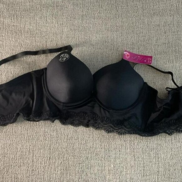Black Full coverage Halter style push-up bra - Picture 2 of 3